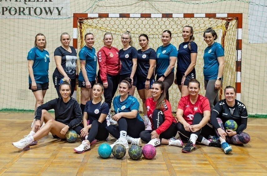 Elbląg, Z piłki ręcznej się nie wyrasta Elbląg, Z piłki ręcznej się nie wyrasta