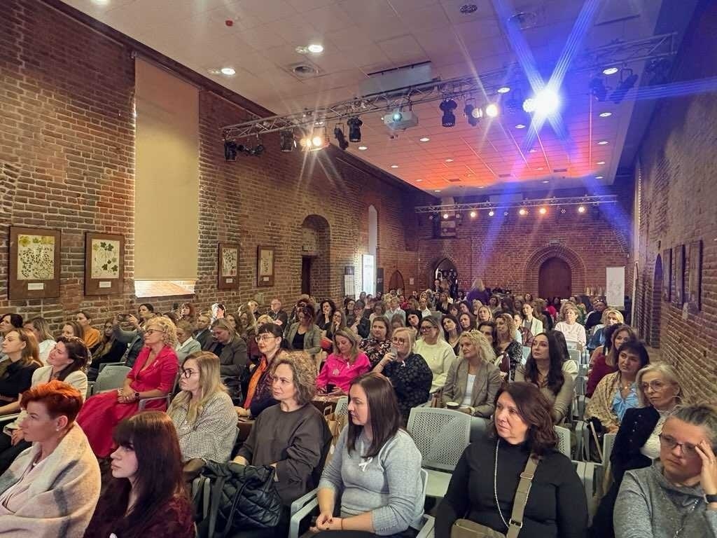 Elbląg, Konferencja EL Kobiety - Kobietom,