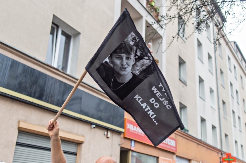 Elbląg, Zdjęcie z marszu ku pamięci Oliwiera, który odbył się we wrześniu w Elblągu Elbląg, Zdjęcie z marszu ku pamięci Oliwiera, który odbył się we wrześniu w Elblągu