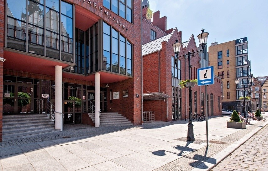 Elbląg, Kto poprowadzi informację  turystyczną w Elblągu