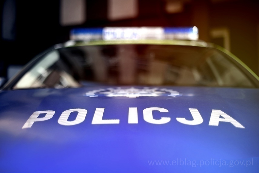 Elbląg, "Jechaliśmy do umierającego psa, a drogówka kontrolowała nas 1,5 godziny" Elbląg, "Jechaliśmy do umierającego psa, a drogówka kontrolowała nas 1,5 godziny"