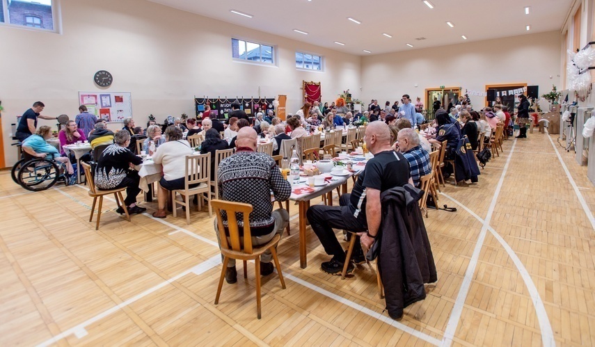 Elbląg, Przygotowują kolejną Wigilię dla samotnych. Możesz do nich dołączyć!