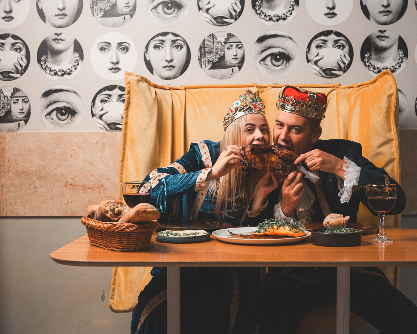 Sylwester dla Królowej i Króla? Oczywiście w Domu Królów! Sylwester dla Królowej i Króla? Oczywiście w Domu Królów!