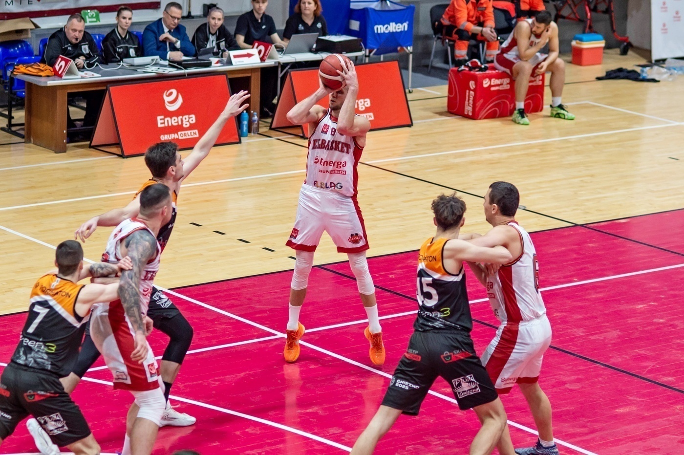 Elbląg, Odwrócili losy meczu