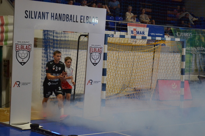 Silvant krytykuje podział środków dla klubów sportowych (Śladem publikacji) [ Sport ]