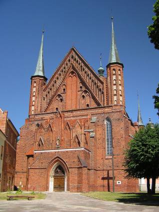 Elbląg, We fromborskiej archikatedrze archeolodzy prowadzą poszukiwania szczątków Mikołaja Kopernika Elbląg, We fromborskiej archikatedrze archeolodzy prowadzą poszukiwania szczątków Mikołaja Kopernika
