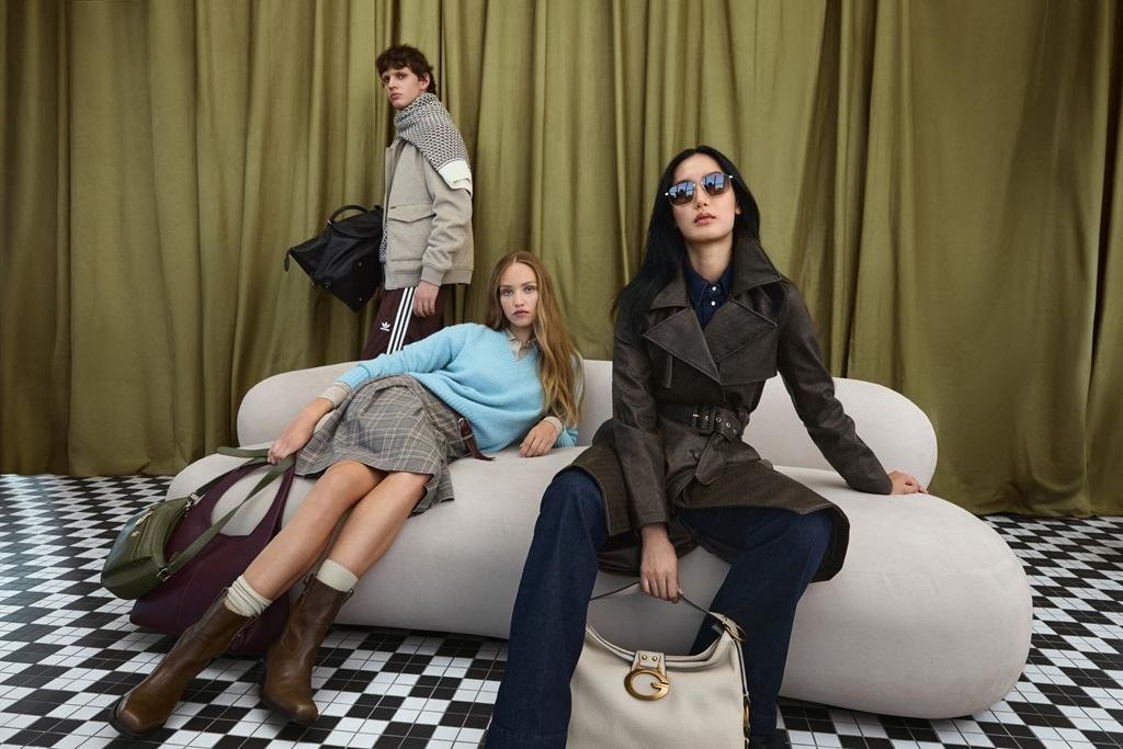 Idealna torebka damska - jak znaleźć model łączący styl i funkcjonalność?