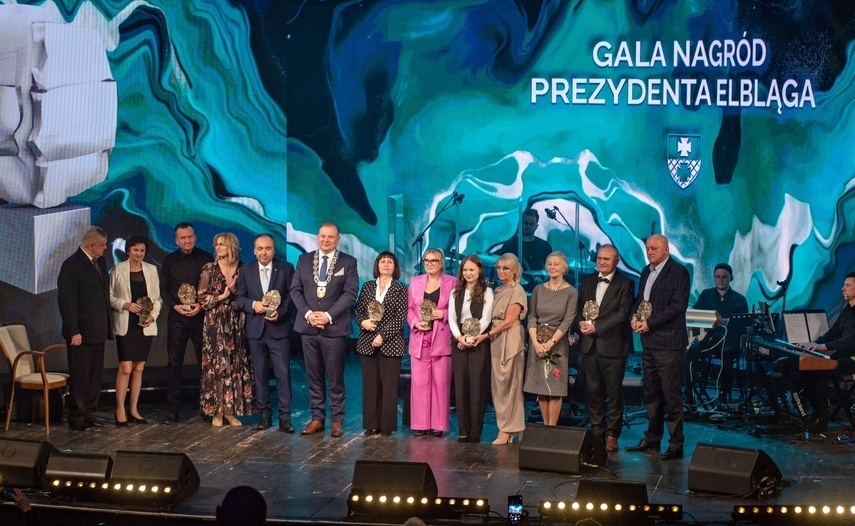 Elbląg, Wejściówki na galę Nagród Prezydenta Elbląga. A po gali pokaz multimedialny