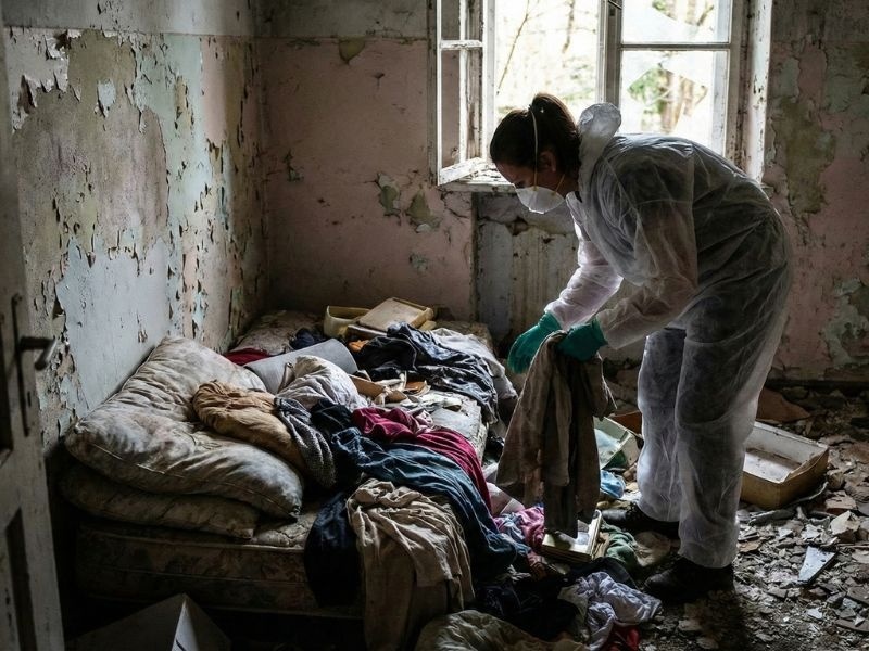 Sprzątanie po zgonach bezdomnych - co kryją opuszczone budynki?