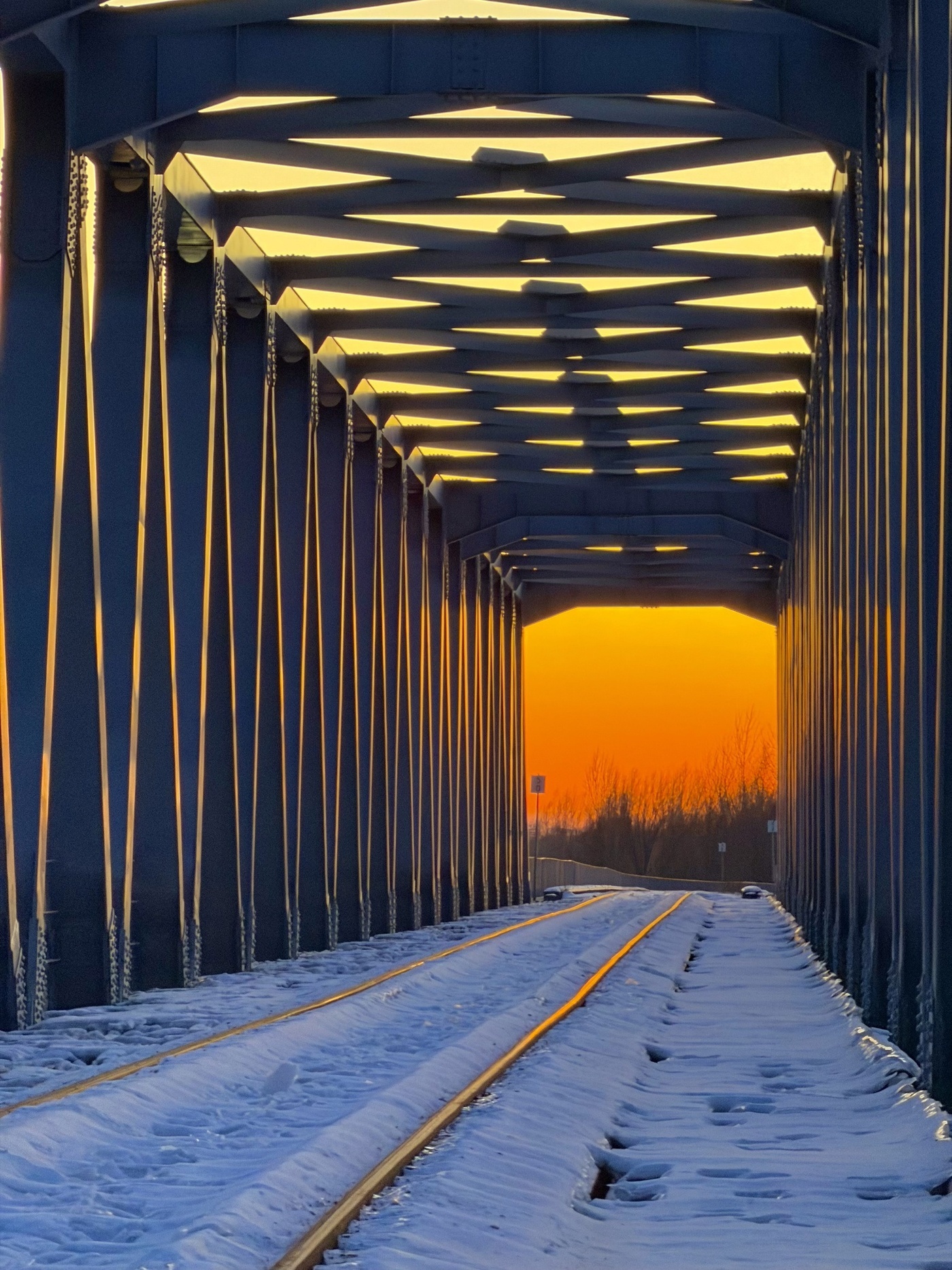 Elbląg, Światło w tunelu Fotką Miesiąca