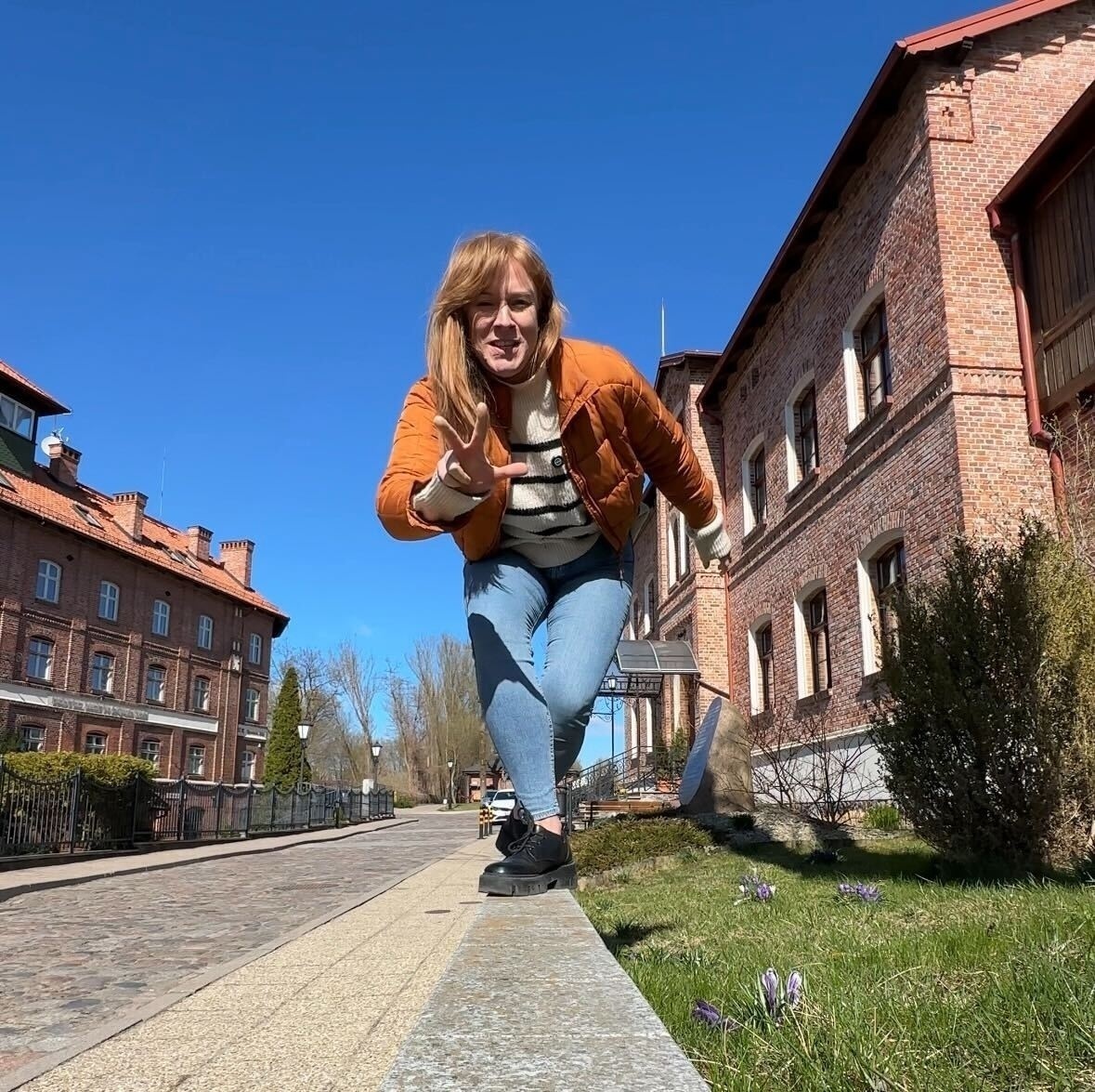 Nareszcie weekend: spacer z przewodnikiem, bieg z czworonogiem i samochodowe mistrzostwa [ Wiadomości ]