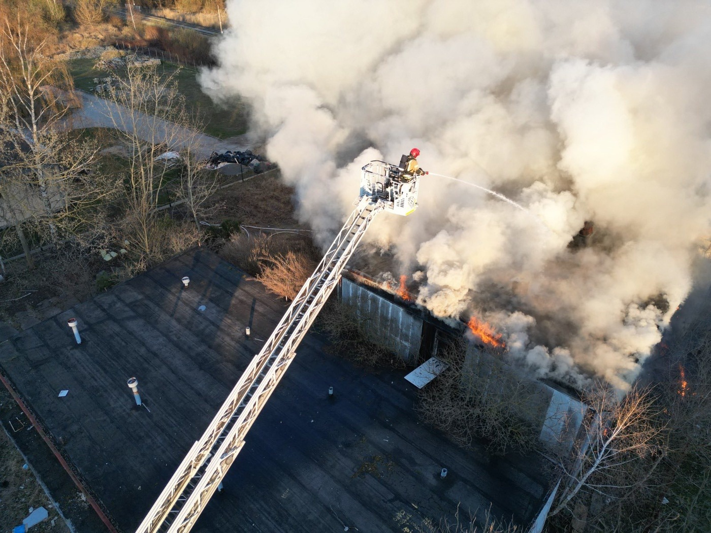 Elbląg, Pustostan w płomieniach