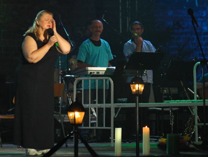 Elbląg, Stanisława Celińska podczas wczorajszego koncertu Elbląg, Stanisława Celińska podczas wczorajszego koncertu