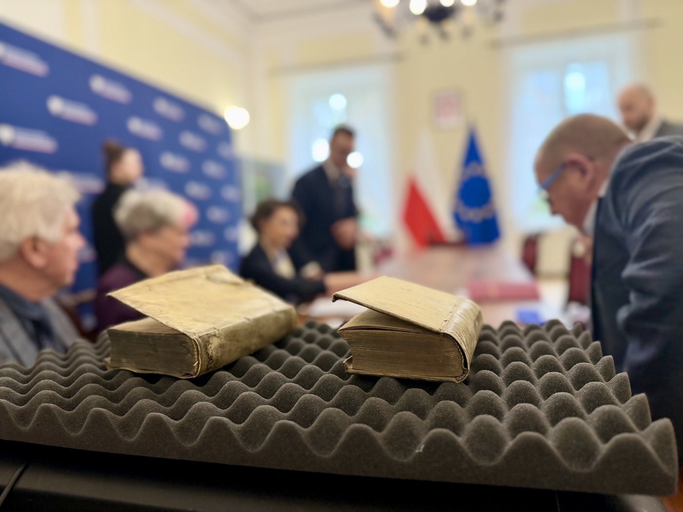 Elbląg, Przekazanie starodruków w siedzibie ministerstwa