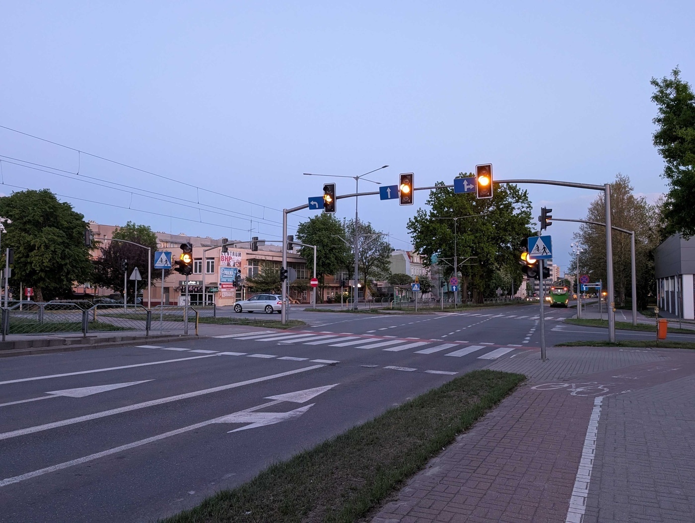 Elbląg, Na kilku głównych skrzyżowaniach sygnalizacja świetlna działa krócej,