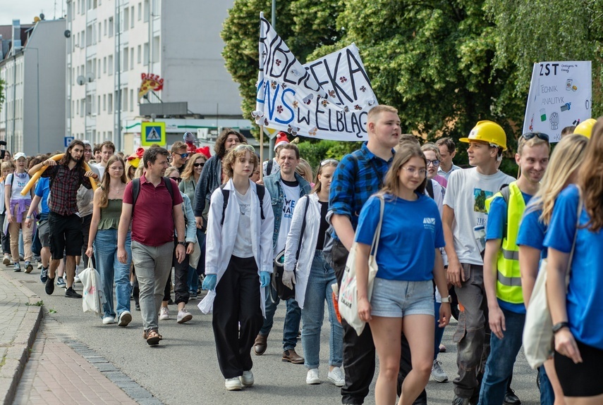 Elbląg, Parada studentów, będą utrudnienia w ruchu Elbląg, Parada studentów, będą utrudnienia w ruchu