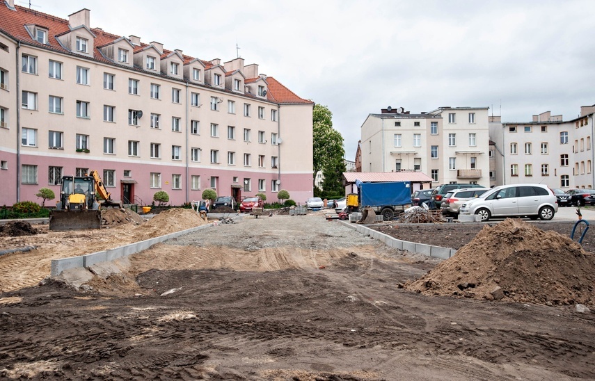 Elbląg, Wspólnoty się dogadały i budują parking Elbląg, Wspólnoty się dogadały i budują parking