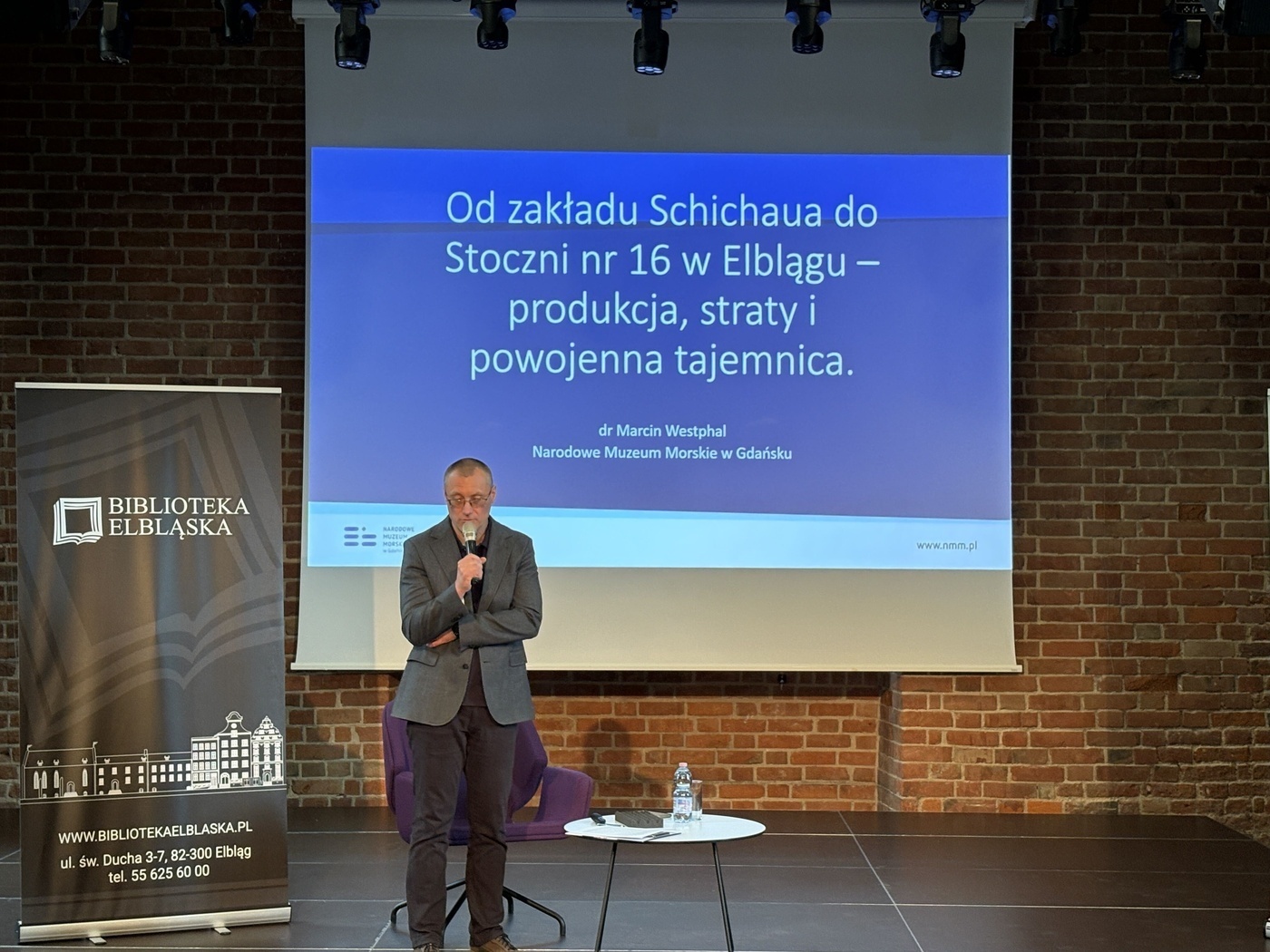 Elbląg, dr Marcin Westphal z Narodowego Muzeum Morskiego opowiadał o okrętach podwodnych z elbląskiej stoczni Elbląg, dr Marcin Westphal z Narodowego Muzeum Morskiego opowiadał o okrętach podwodnych z elbląskiej stoczni