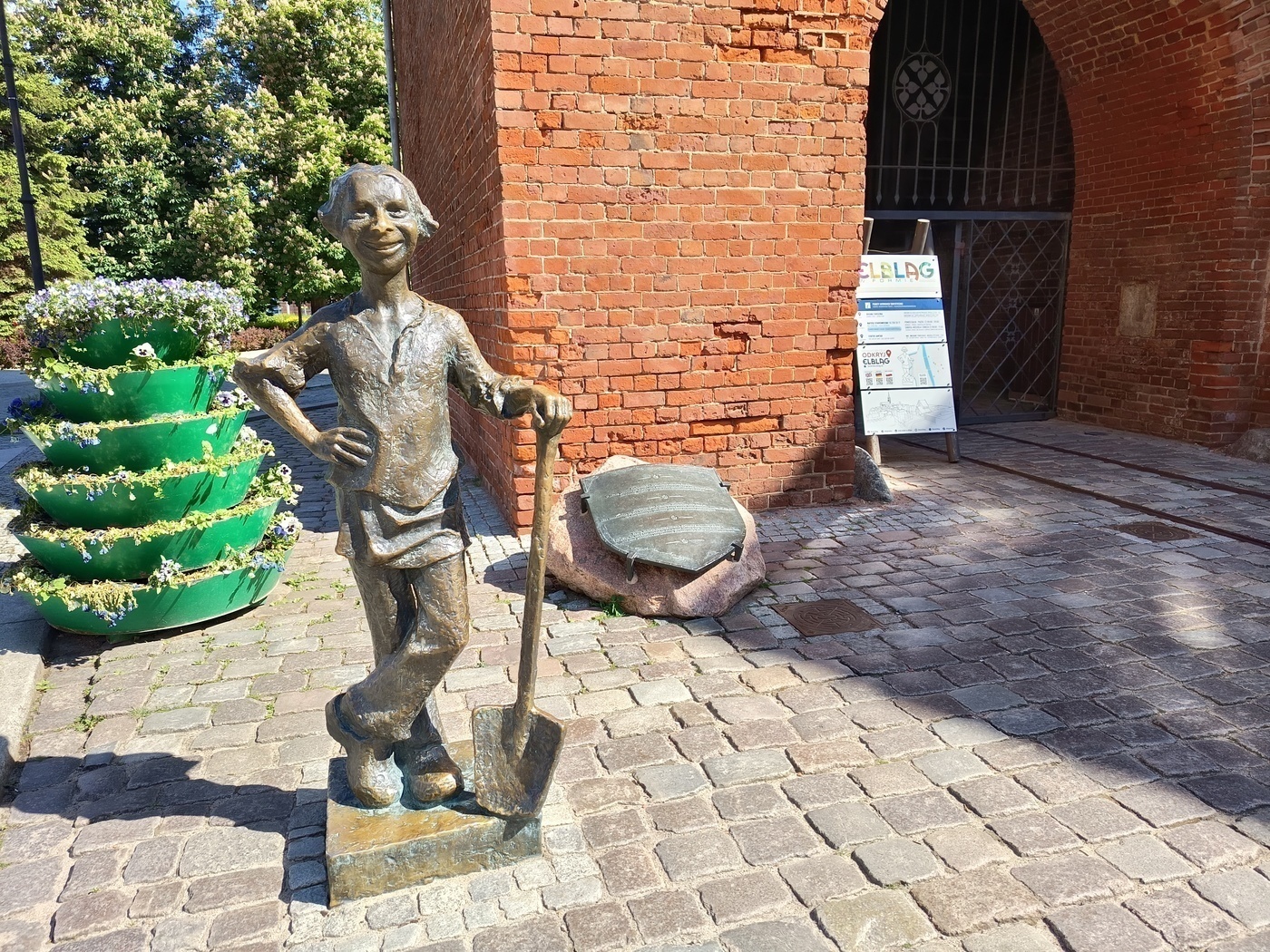 Elbląg, Od "dużego" Piekarczyka zaczynamy naszą wycieczkę Elbląg, Od "dużego" Piekarczyka zaczynamy naszą wycieczkę