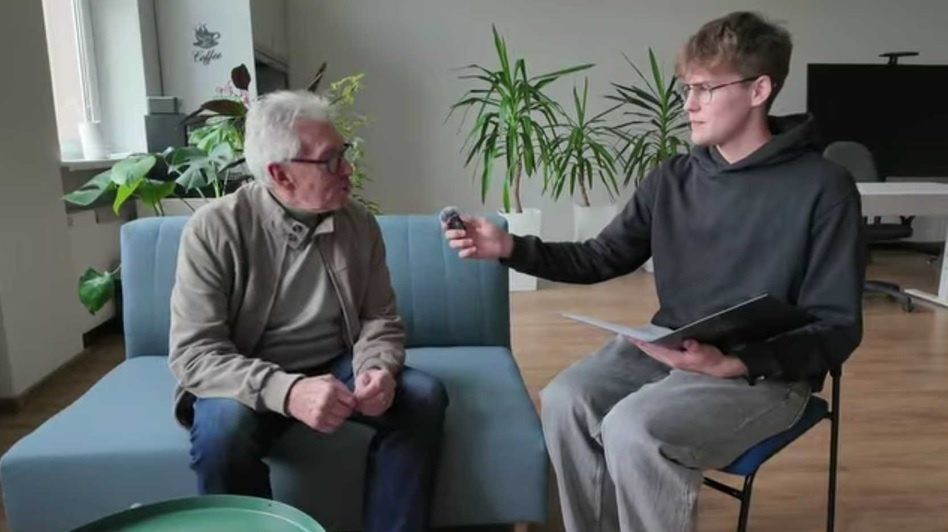 Elbląg, „Mundurek zobowiązywał, a szkoła była powodem do dumy”