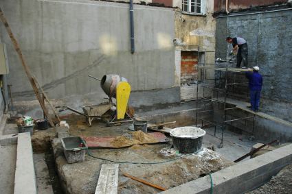 Elbląg, Prace przy budowie windy dla niepełnosprawnych potrwają do listopada br. Elbląg, Prace przy budowie windy dla niepełnosprawnych potrwają do listopada br.