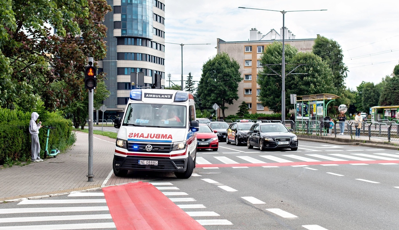 Elbląg, Potrącenie 14-latki na pasach Elbląg, Potrącenie 14-latki na pasach