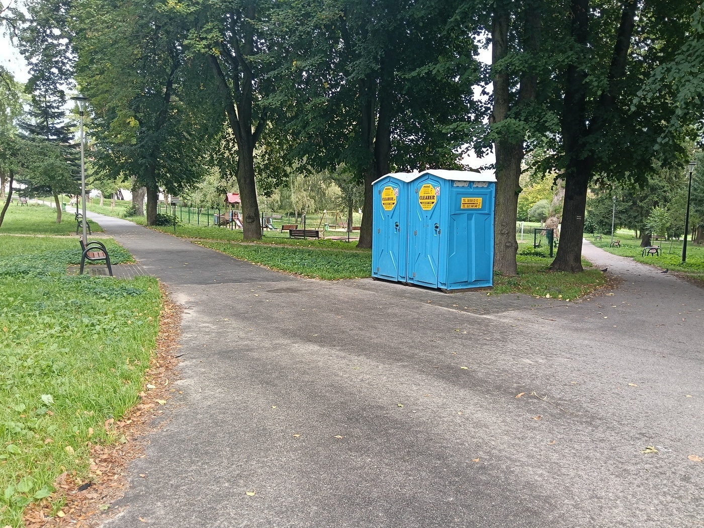 Elbląg, Obecnie w parkach są przenośne toalety Elbląg, Obecnie w parkach są przenośne toalety
