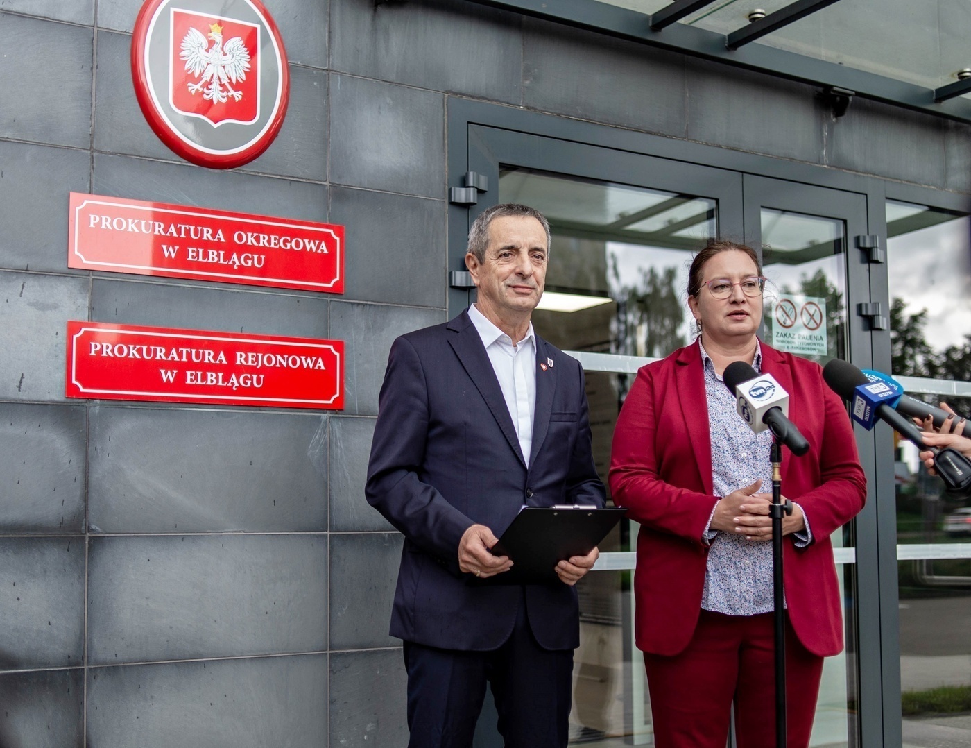 Elbląg, Senator Jerzy Wcisłą i była posłanka Monika Falej na konferencji prasowej Elbląg, Senator Jerzy Wcisłą i była posłanka Monika Falej na konferencji prasowej