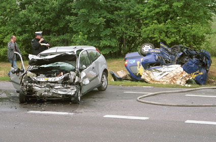 Elbląg, W ostatnim tygodniu doszło do kilku tragicznych wypadków drogowych. Policjanci w ciągu weekendu zatrzymali ponad 50-ciu pijanych kierowców