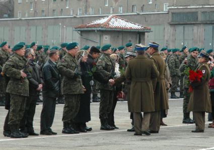 Elbląg, Dziś i jutro przysięgę złoży 1300 żołnierzy 16 PDZ. Elbląg, Dziś i jutro przysięgę złoży 1300 żołnierzy 16 PDZ.