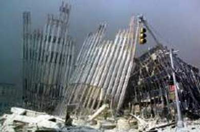 Elbląg, Ruiny WTC po wczorajszym ataku terrorystów Elbląg, Ruiny WTC po wczorajszym ataku terrorystów