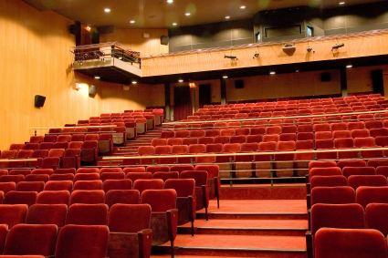 Elbląg, Teatralna widownia, o którą toczy się spór Elbląg, Teatralna widownia, o którą toczy się spór