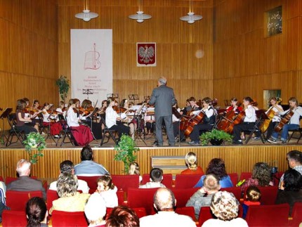 Elbląg, Koncert trzech orkiestr