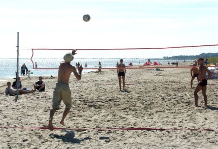 Elbląg, Plaża w Kadynach gościła już siatkarzy