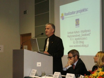 Elbląg, Antoni Czyżyk prezentuje osiągnięcia Światowida.