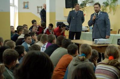 Elbląg, Młodzież pyta - policjanci odpowiadają