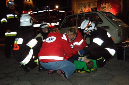 Elbląg, Wczorajszy pokaz pierwszej pomocy z udziałem strażaków Elbląg, Wczorajszy pokaz pierwszej pomocy z udziałem strażaków