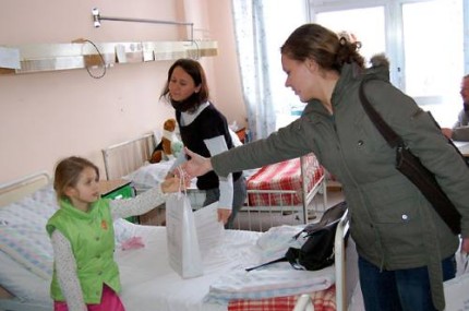 Elbląg, Studenci odwiedzili dziś małych pacjentów szpitala wojewódzkiego