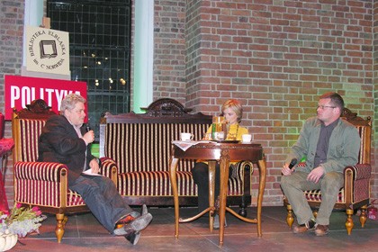 Elbląg, Poprzedni Salon „Polityki”: Mirosław Pęczak, Monika Richardson i Marcin Meller. Elbląg, Poprzedni Salon „Polityki”: Mirosław Pęczak, Monika Richardson i Marcin Meller.