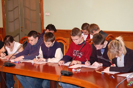 Elbląg, Uczestnicy rozwiązywali test Elbląg, Uczestnicy rozwiązywali test