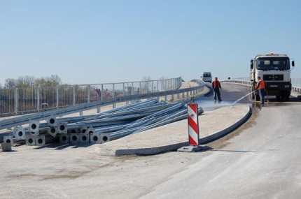 Elbląg, Wiadukt na Akacjową w czerwcu Elbląg, Wiadukt na Akacjową w czerwcu