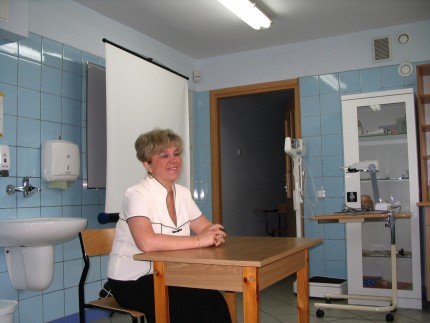 Elbląg, Egzamin zdaje Iwona Bojar pracująca w szpitalu w Pasłęku na oddziale chirurgii ogólnej. Elbląg, Egzamin zdaje Iwona Bojar pracująca w szpitalu w Pasłęku na oddziale chirurgii ogólnej.