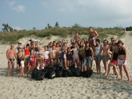 Elbląg, Na kolonii w Piaskach sprzątali Bałtyk