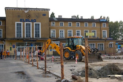 Elbląg, Kopią na placu