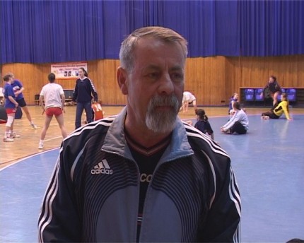Elbląg, Jerzy Ringwelski, trener piłkarek ręcznych MKS Truso Elbląg. Elbląg, Jerzy Ringwelski, trener piłkarek ręcznych MKS Truso Elbląg.