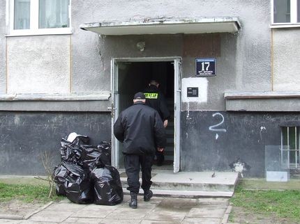 Elbląg, Worki z dobytkiem eksmitowanego czekają na transport