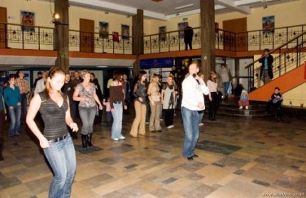 Elbląg, Elblążanie polubili salsę i chętnie uczestniczą w zajęciach tanecznych organizowanych przez CT "Promyk" Elbląg, Elblążanie polubili salsę i chętnie uczestniczą w zajęciach tanecznych organizowanych przez CT "Promyk"
