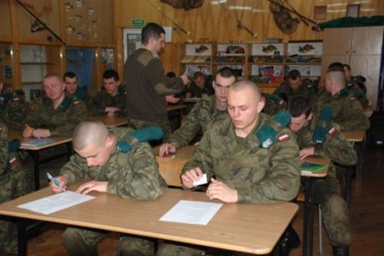 Elbląg, Żołnierze musieli wykazać się wiedzą teoretyczną... Elbląg, Żołnierze musieli wykazać się wiedzą teoretyczną...