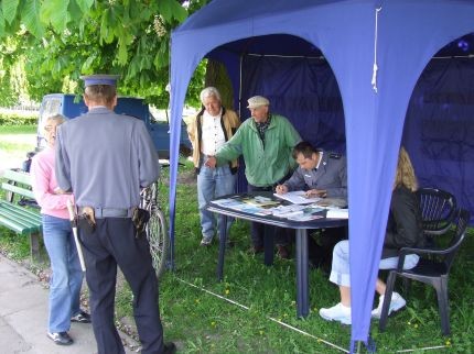 Elbląg, Panie Dzielnicowy, a nasz sąsiad to...