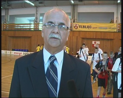 Elbląg, Leszek Dublaszewski, przewodniczący Warmińsko-Mazurskiego Szkolnego Związku Sportowego w Olsztynie. Elbląg, Leszek Dublaszewski, przewodniczący Warmińsko-Mazurskiego Szkolnego Związku Sportowego w Olsztynie.